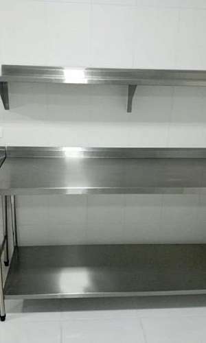 Prateleira de inox industrial Prateleira de inox industrial
